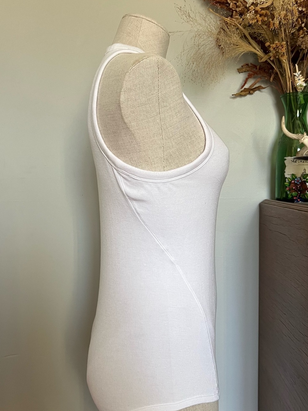 Lululemon White Ribbed Tank Top - Picture 6 of 8